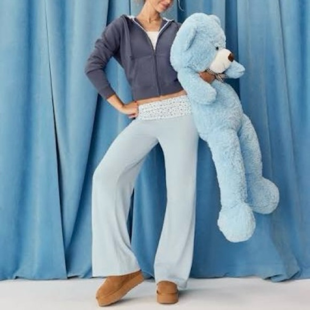 Aeropostale x Demetra Floral Fold-Over Sleep Pants & Full-Zip Hoodie Set